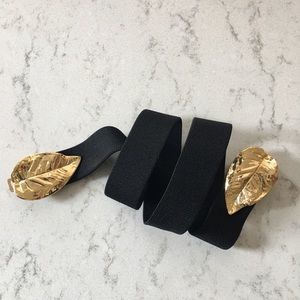 Elastic waist belt with golden leaf details